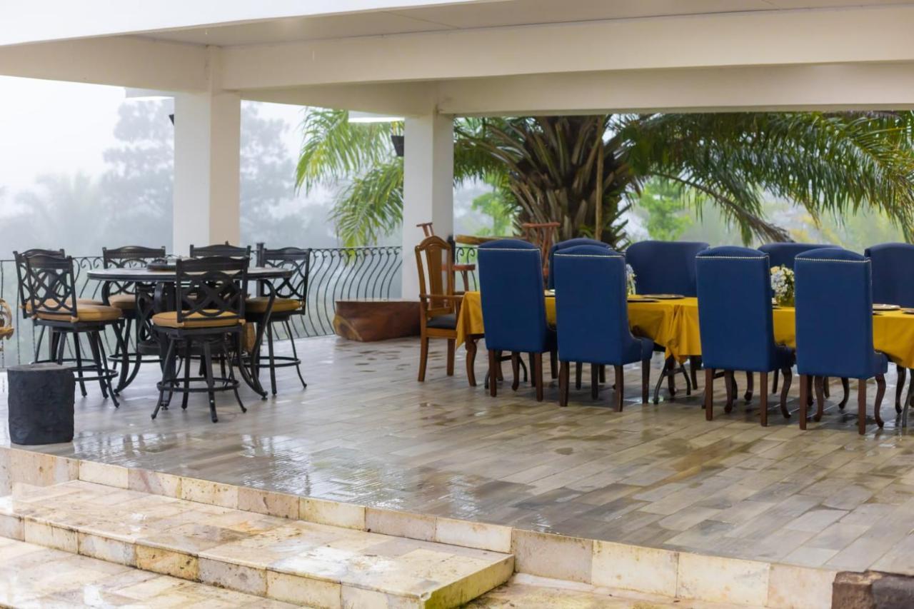 Hotel Cocoview, Bar & Restaurante Valle de Ángeles Exteriör bild